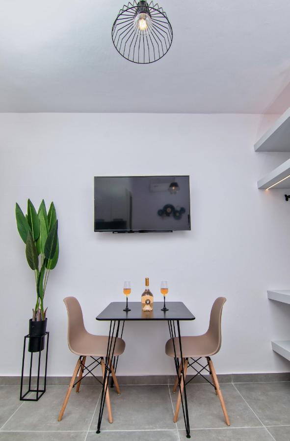 Luxury Apartment In The Center Rhodes City Eksteriør bilde